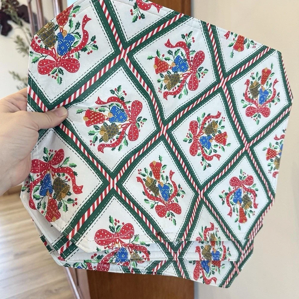 VTG Christmas Holiday Plastic Placemats Set 4 Dining Bow‎ Bells Red White Granny